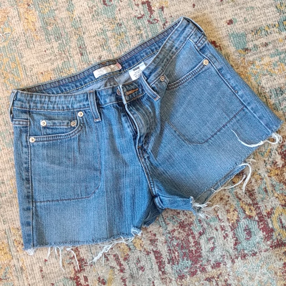 Levi's red tab 545 shorts